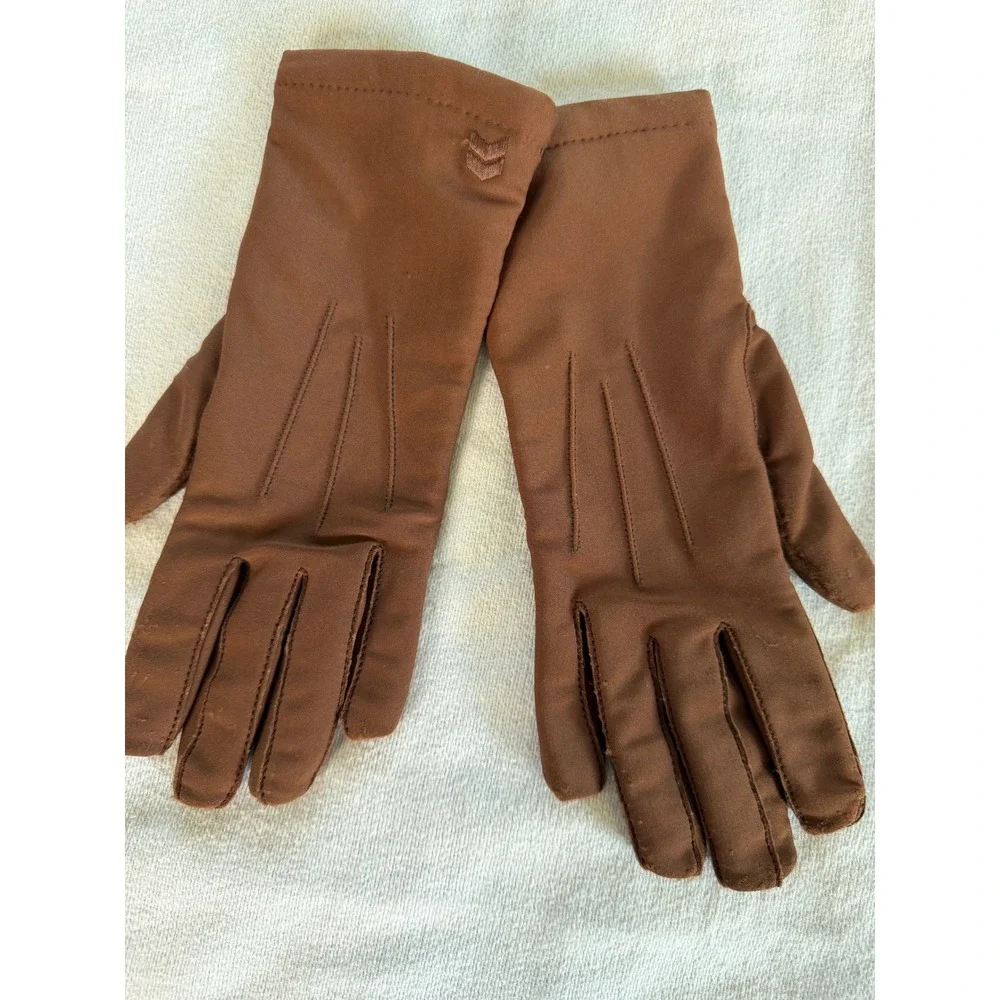 Vintage Isotoner Womens Spandex Cold Weather Gloves Brown One Size Chevron Logo